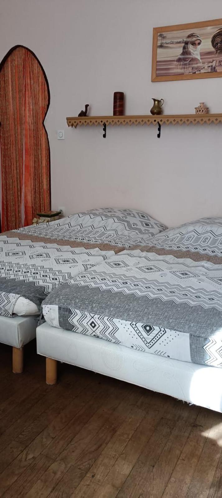Chambre D'Hote Dans Maison Atypique Possibilite 1 Lit Supplementaire Pour 15 Euros Sancoins 外观 照片
